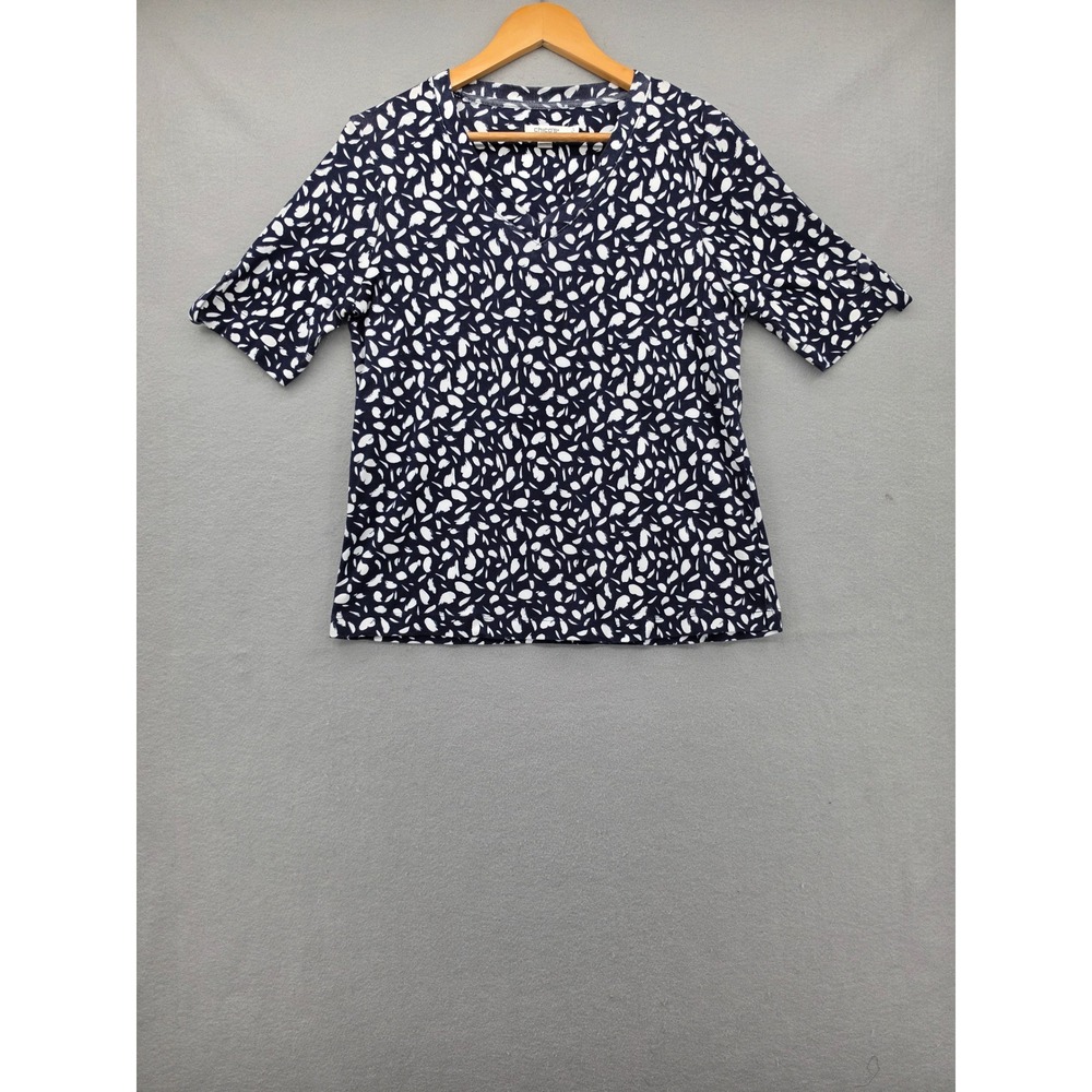 Chicos Top Navy White Abstract Petal Print V-Neck Short Sleeve Shirt Size 1 M